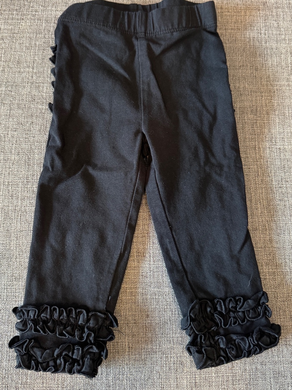 Set of 2 Ruffle Butts Leggings size 6-12m